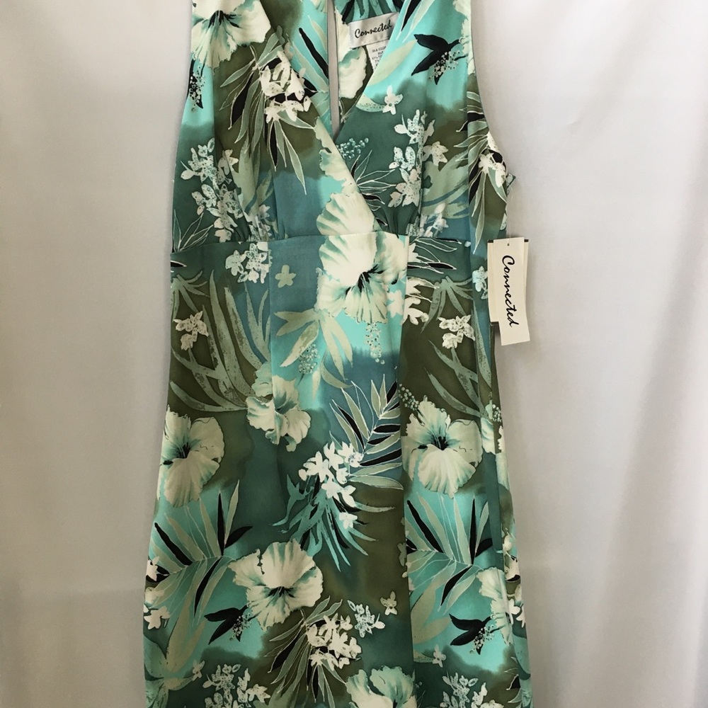 Sleeveless dress